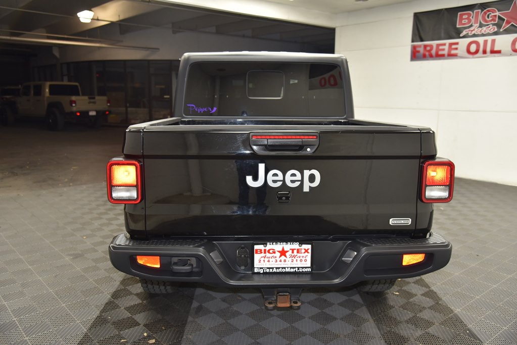 2021 Jeep Gladiator Image 4
