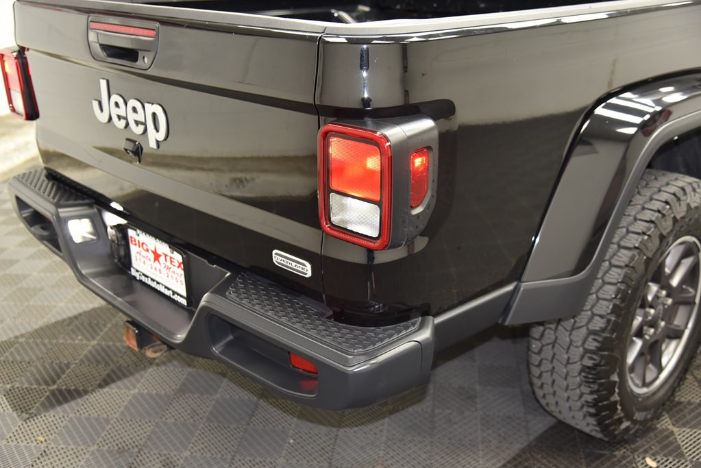 2021 Jeep Gladiator Image 15