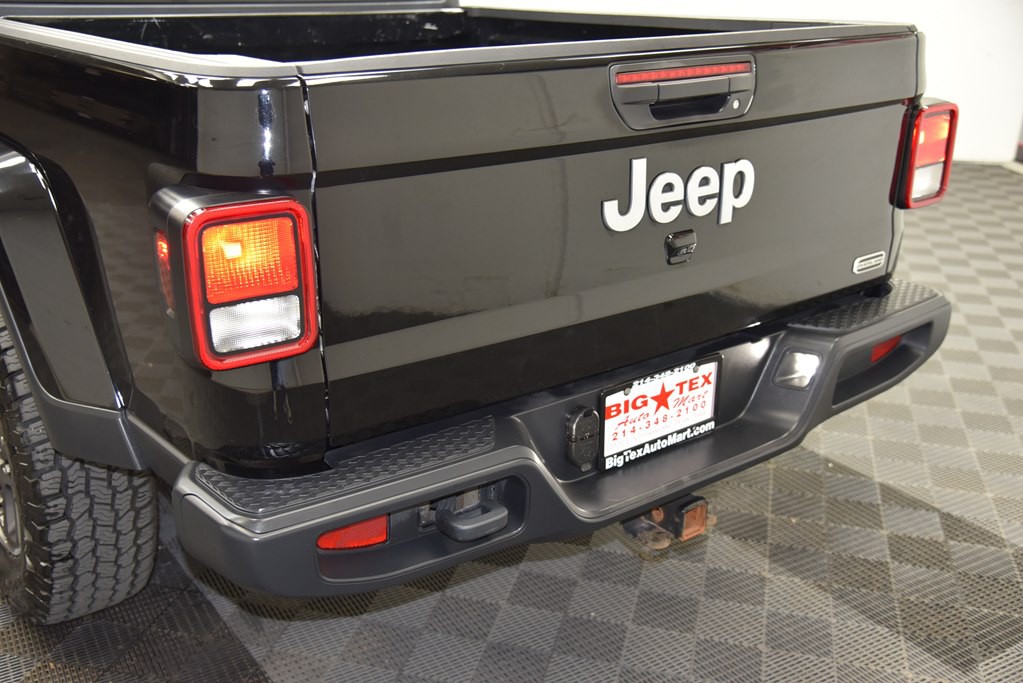 2021 Jeep Gladiator Image 16