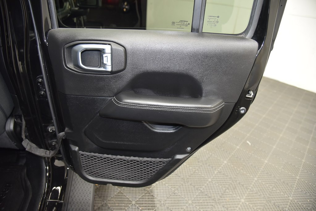 2021 Jeep Gladiator Image 26