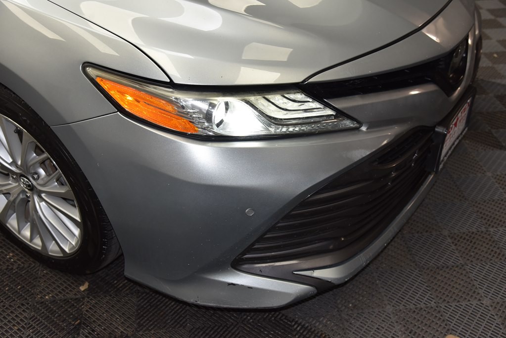 2018 Toyota Camry Image 12