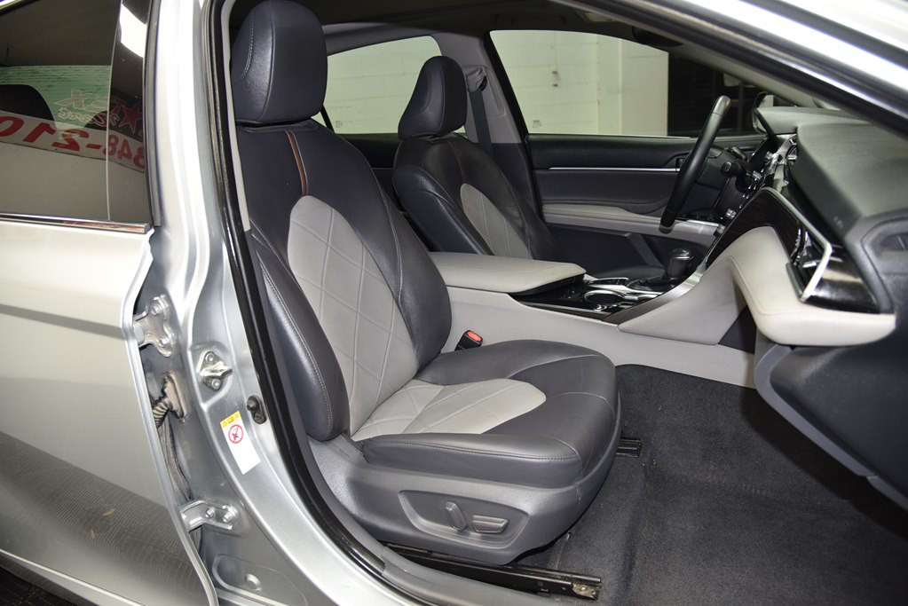 2018 Toyota Camry Image 22