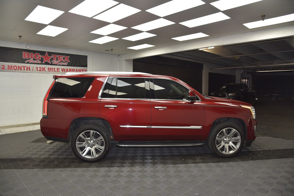 2017 Cadillac Escalade Image 6
