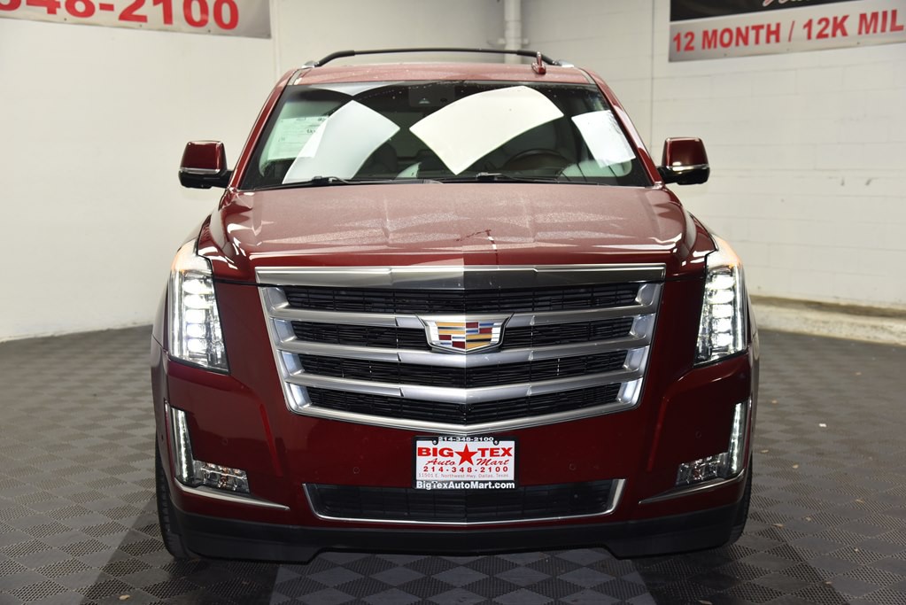 2017 Cadillac Escalade Image 8