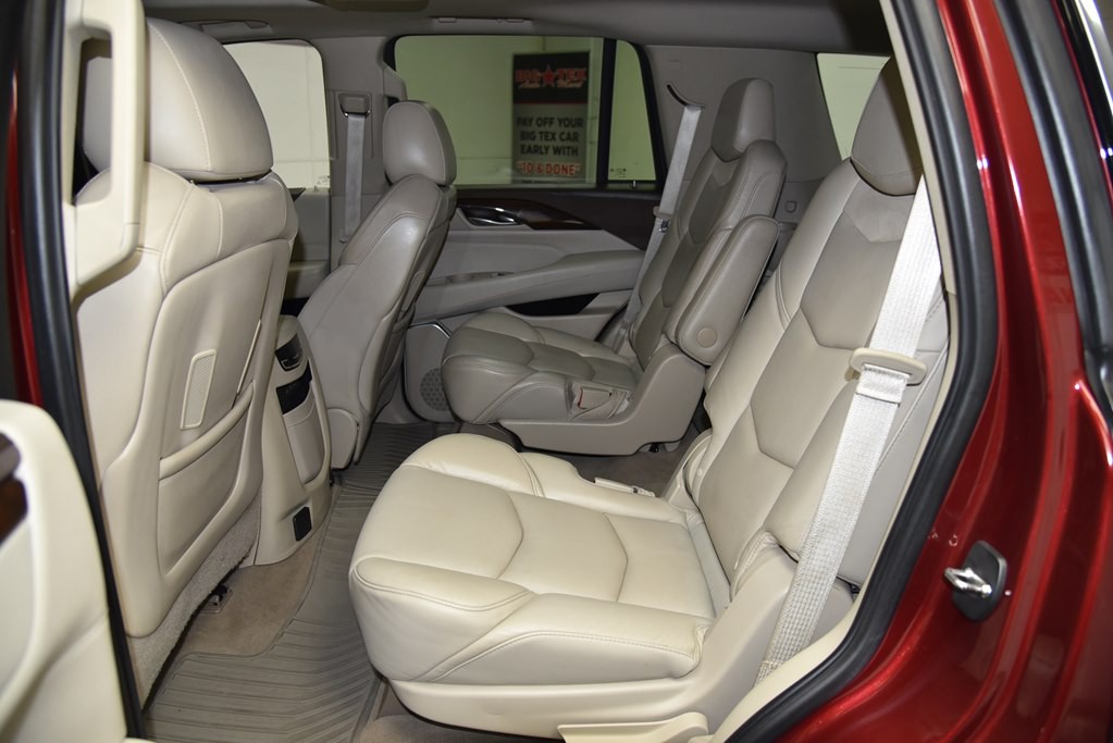 2017 Cadillac Escalade Image 25