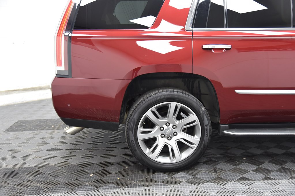 2017 Cadillac Escalade Image 44