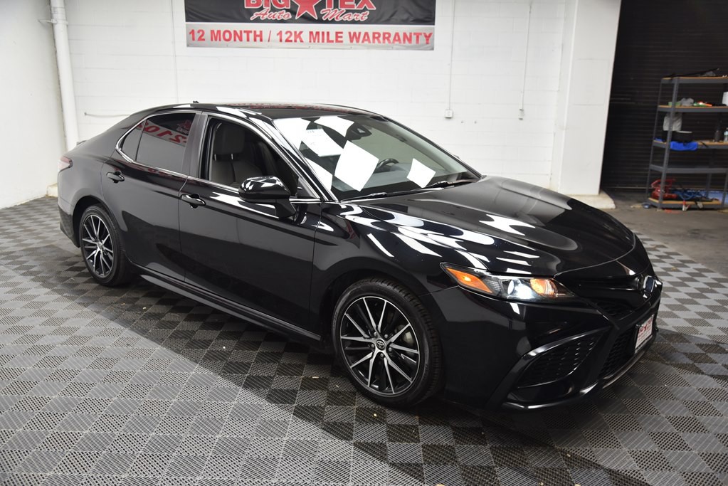 2021 Toyota Camry Image 7