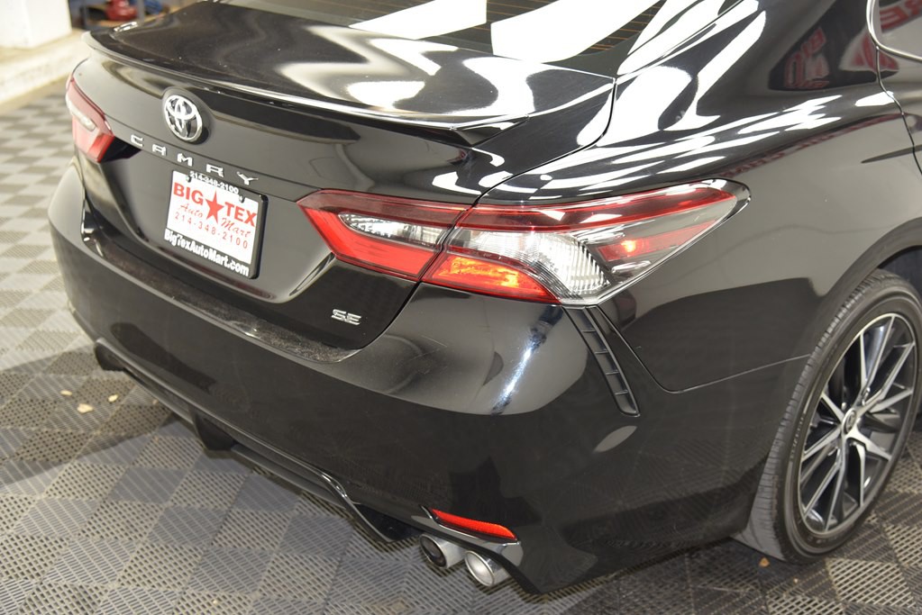 2021 Toyota Camry Image 13