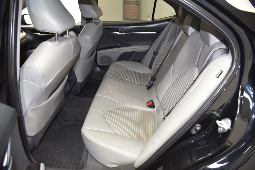 2021 Toyota Camry Image 15