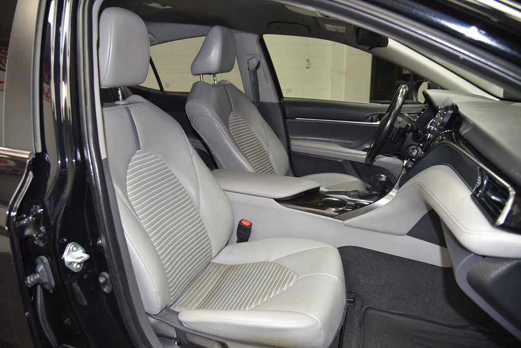 2021 Toyota Camry Image 20