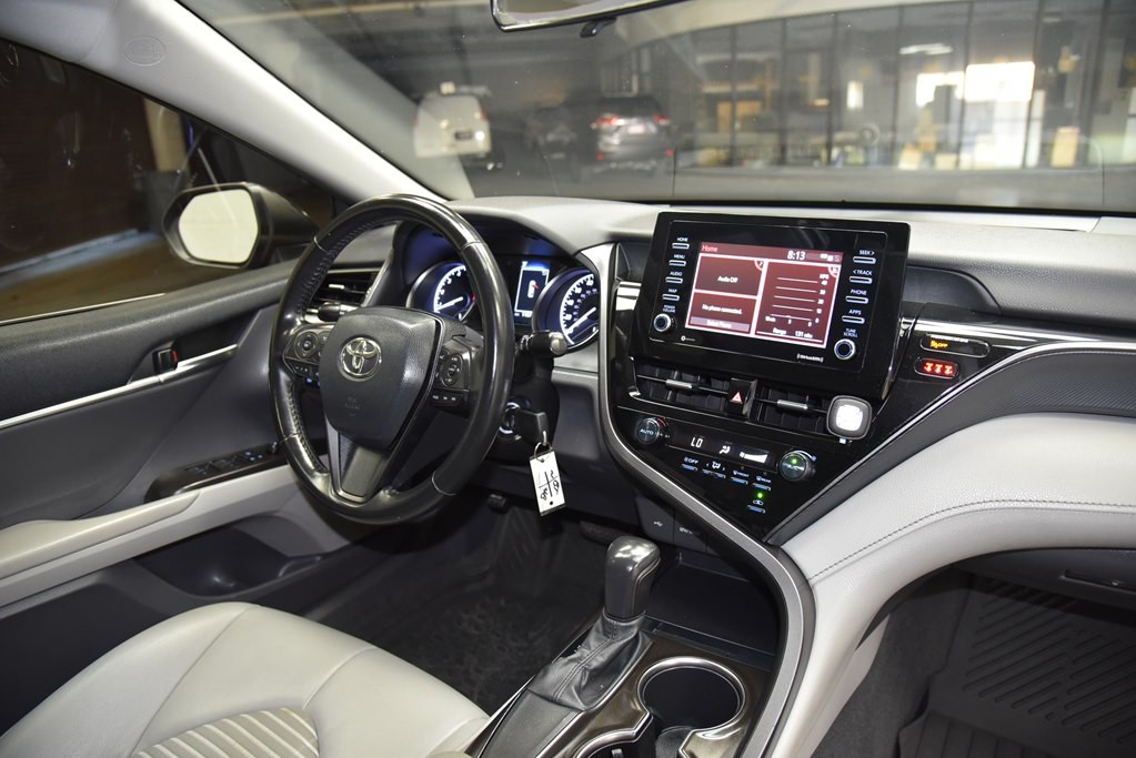 2021 Toyota Camry Image 22
