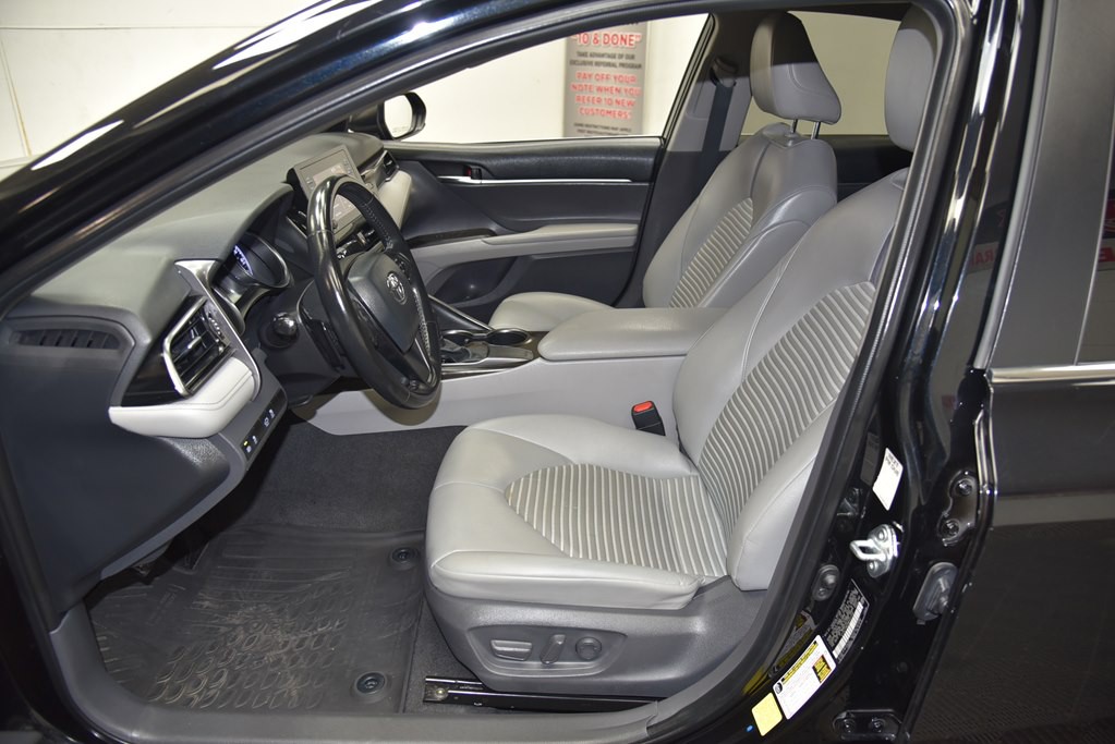 2021 Toyota Camry Image 27