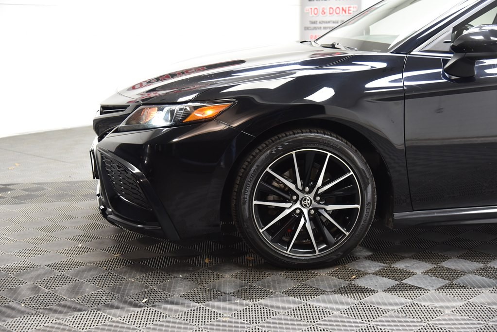 2021 Toyota Camry Image 28