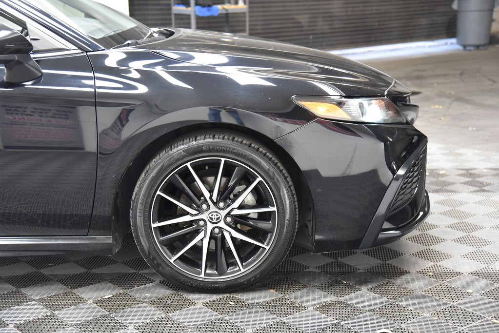 2021 Toyota Camry Image 31