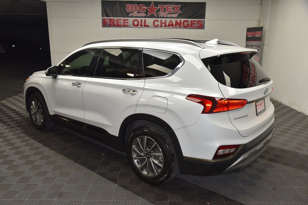 2020 Hyundai Santa Fe Image 3