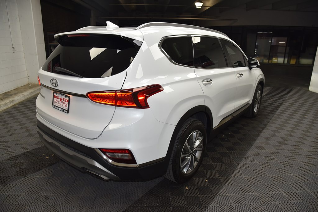 2020 Hyundai Santa Fe Image 5
