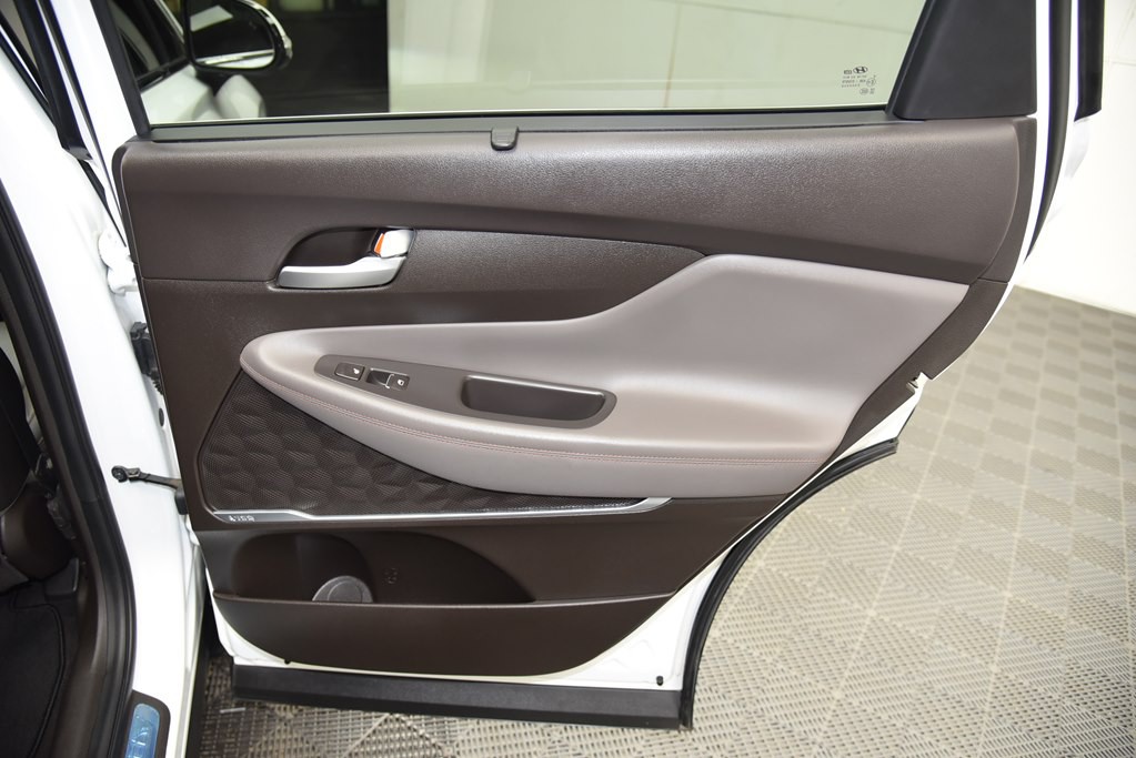 2020 Hyundai Santa Fe Image 28