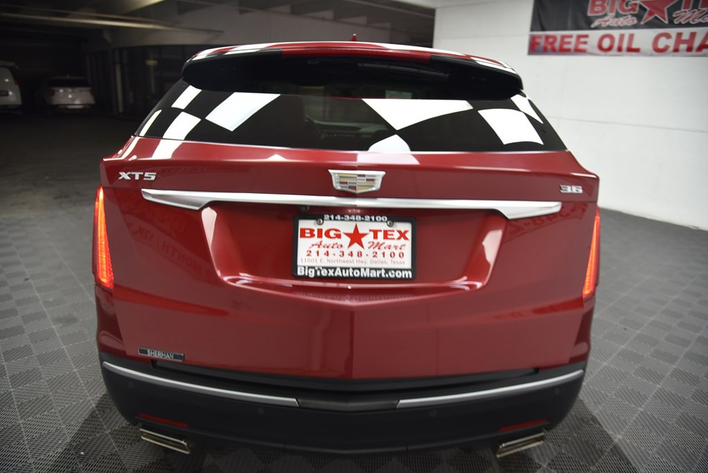 2019 Cadillac XT5 Image 16