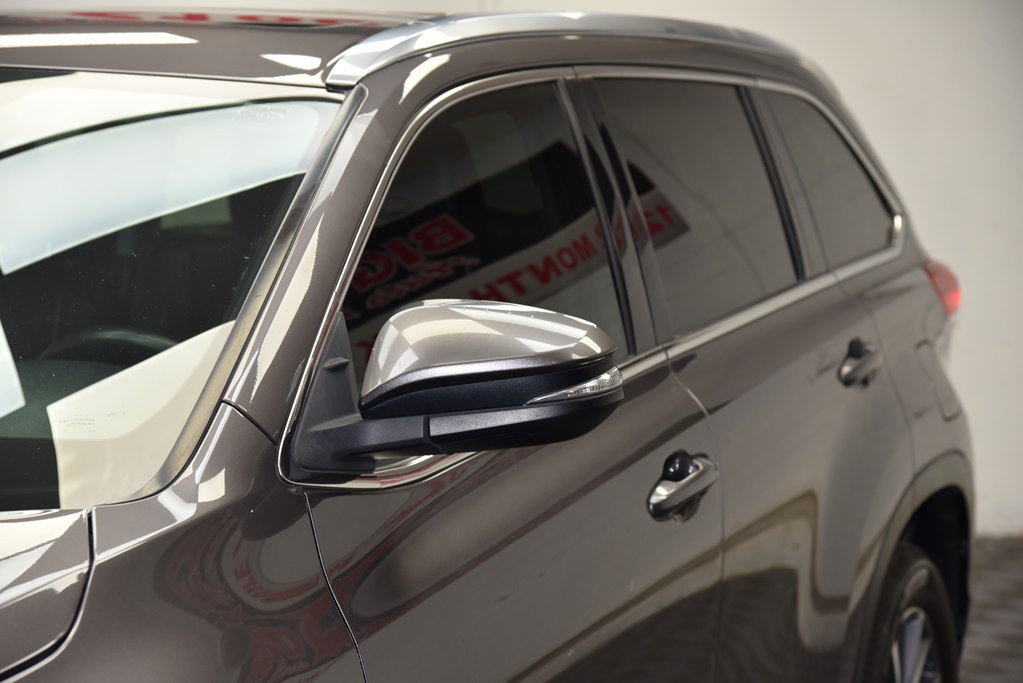 2019 Toyota Highlander Image 9