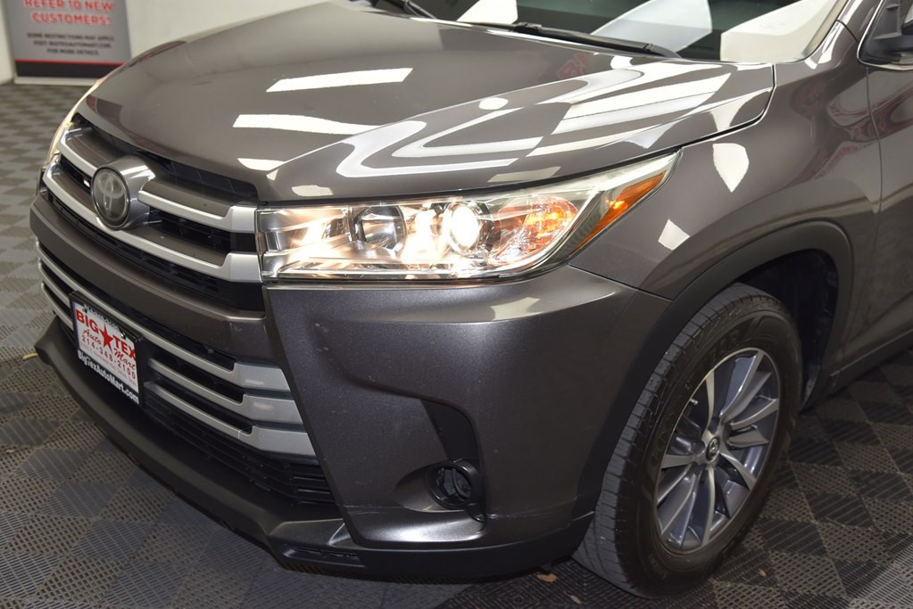 2019 Toyota Highlander Image 10