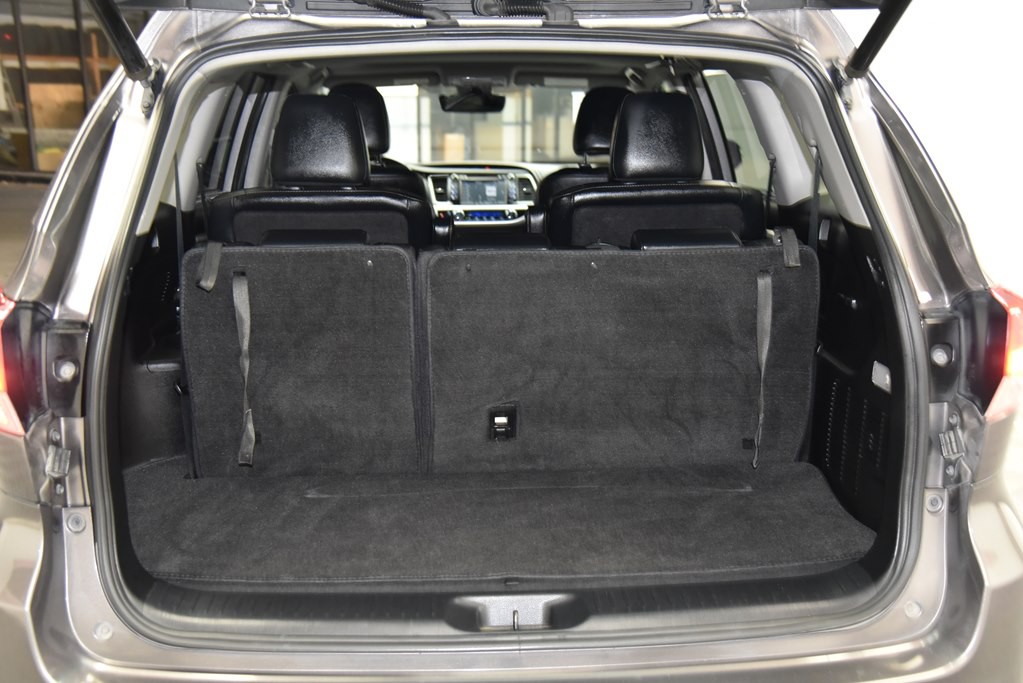 2019 Toyota Highlander Image 18