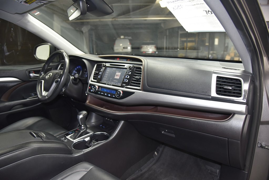 2019 Toyota Highlander Image 31