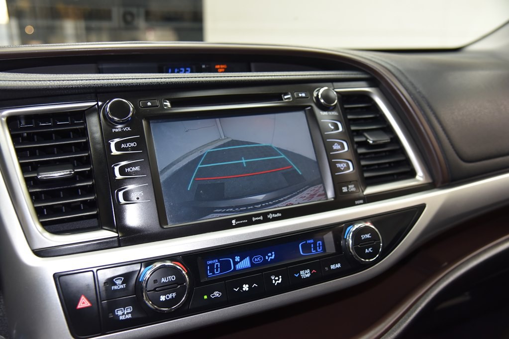 2019 Toyota Highlander Image 38