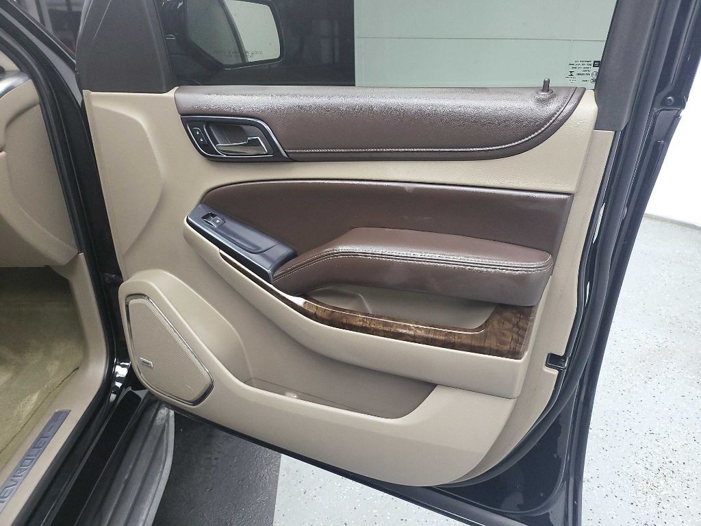 2015 Chevrolet Tahoe Image 6