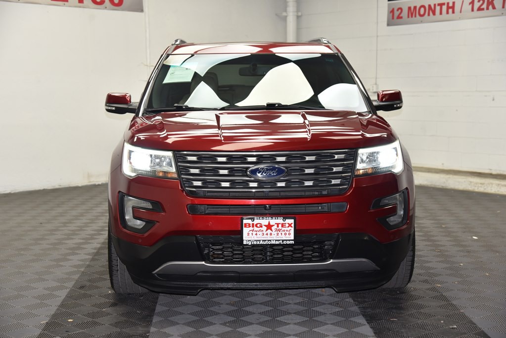 2017 Ford Explorer Image 8