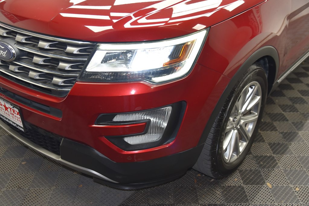 2017 Ford Explorer Image 12