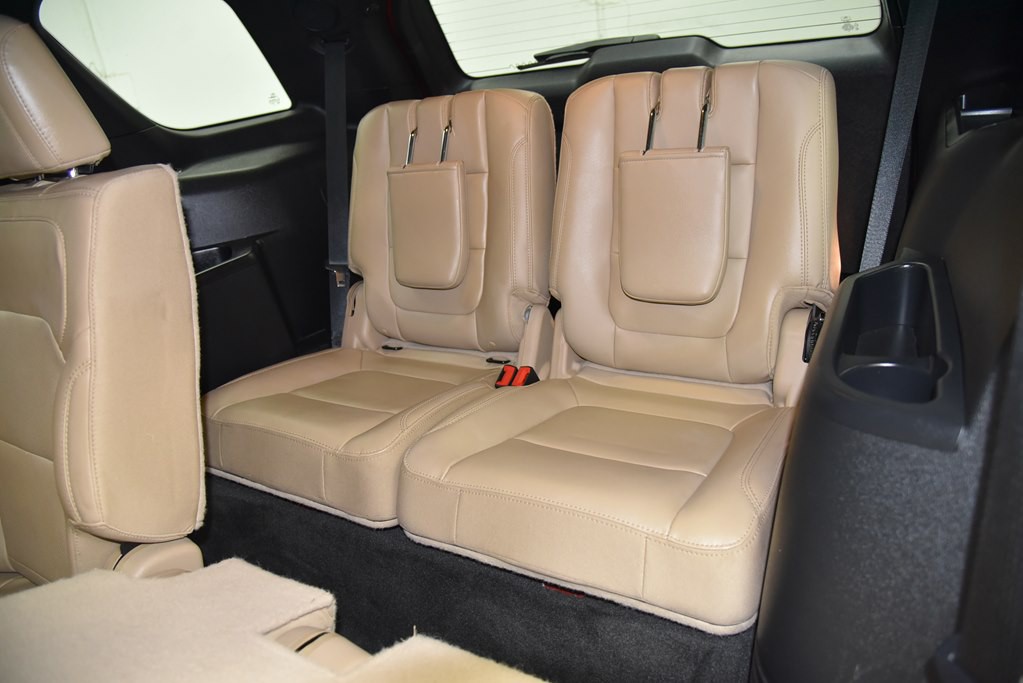 2017 Ford Explorer Image 18