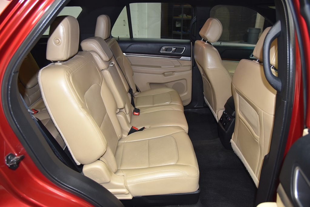 2017 Ford Explorer Image 22