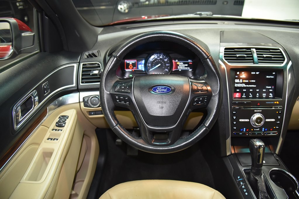 2017 Ford Explorer Image 31