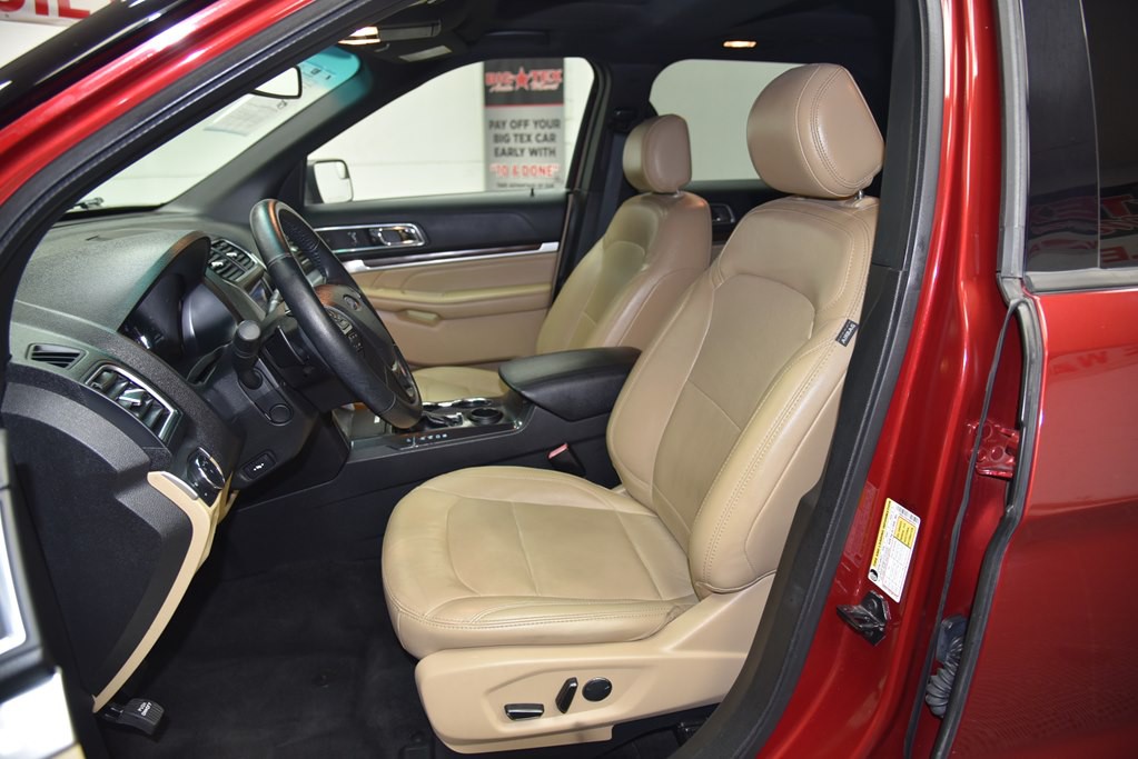 2017 Ford Explorer Image 33