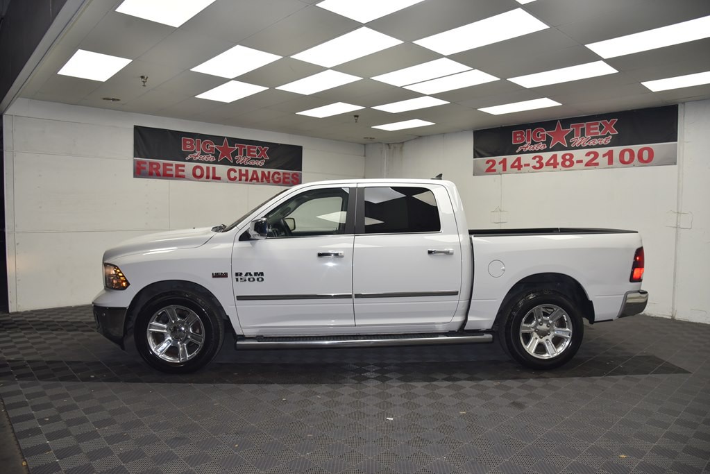 2017 RAM 1500 Image 2