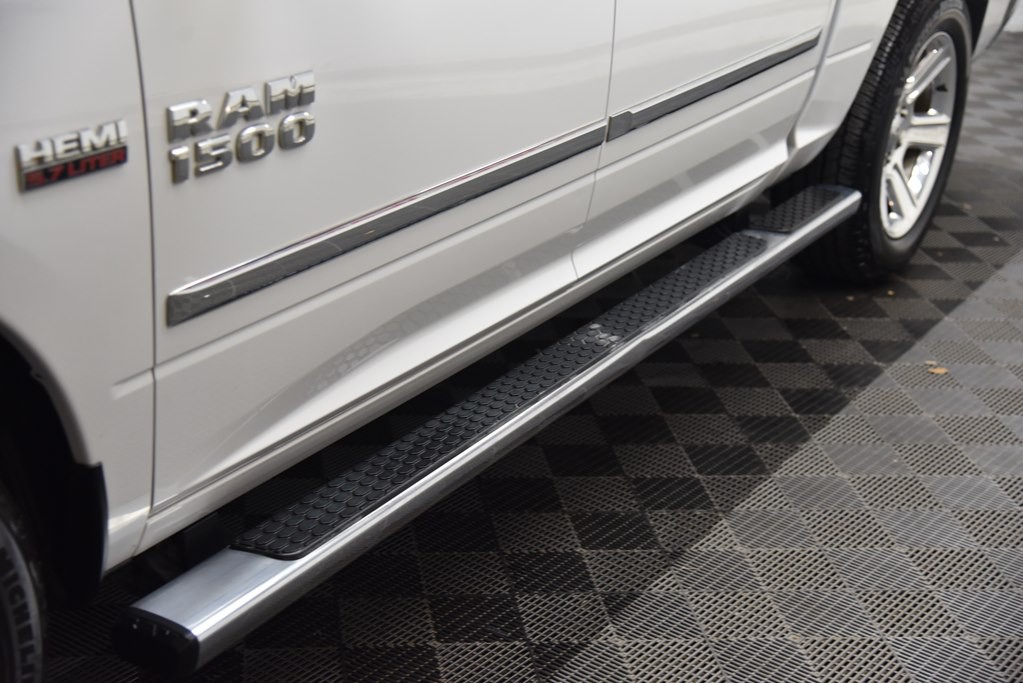 2017 RAM 1500 Image 10