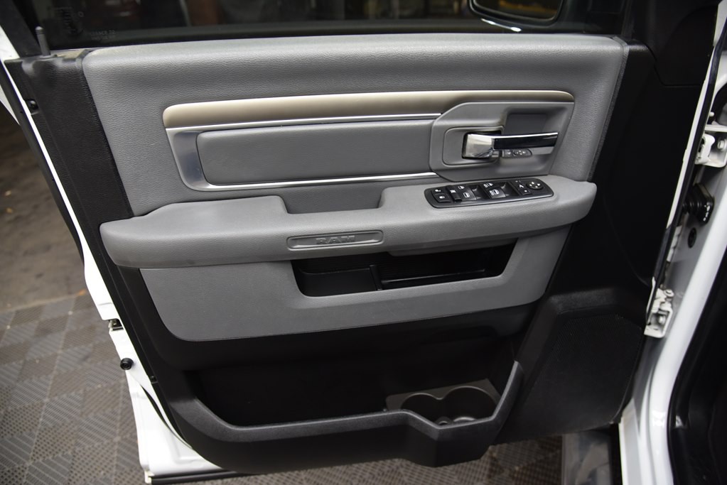 2017 RAM 1500 Image 27