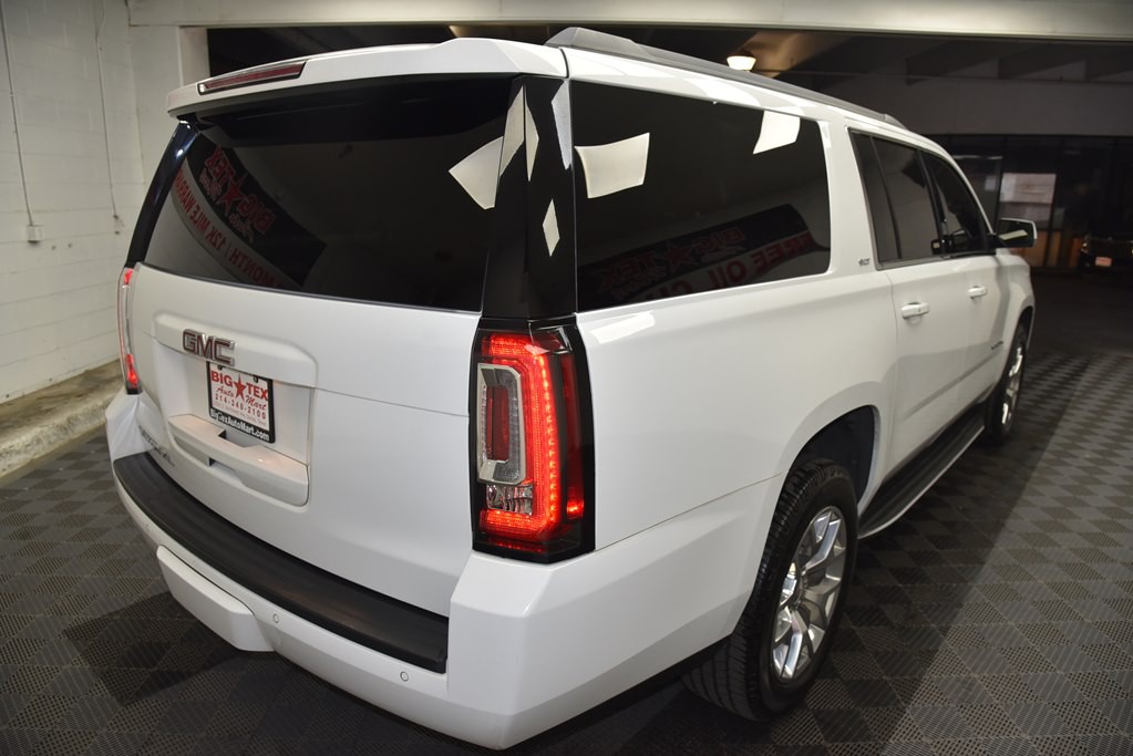 2017 GMC Yukon Image 5