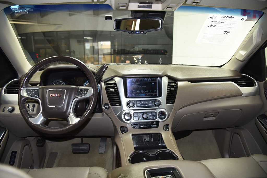 2017 GMC Yukon Image 32