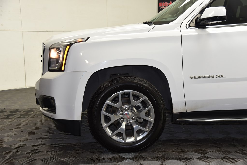 2017 GMC Yukon Image 34