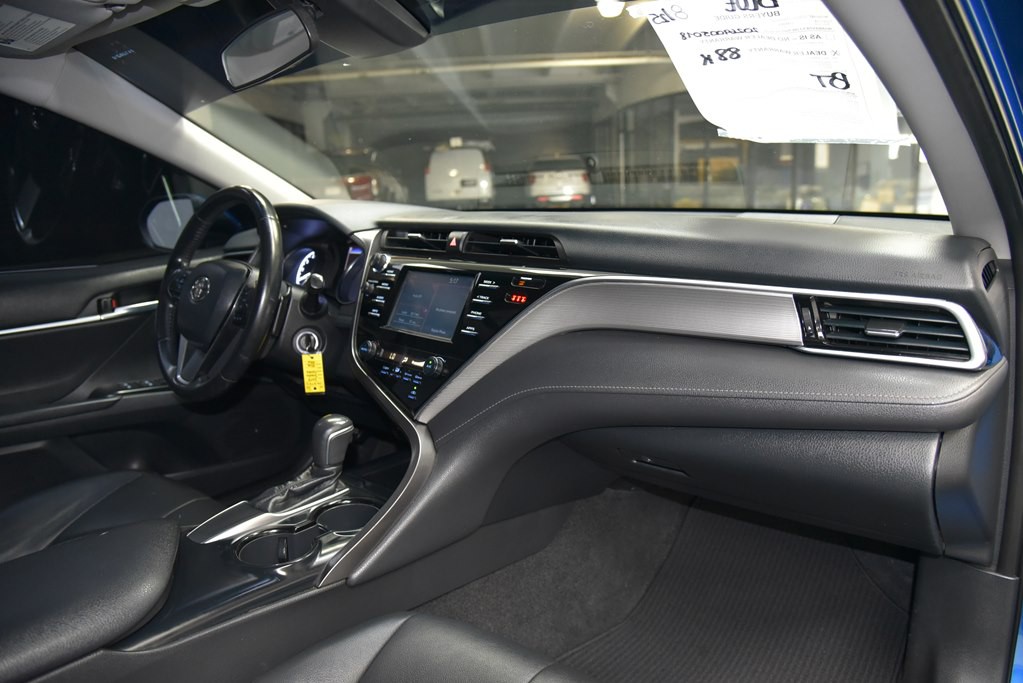 2018 Toyota Camry Image 23