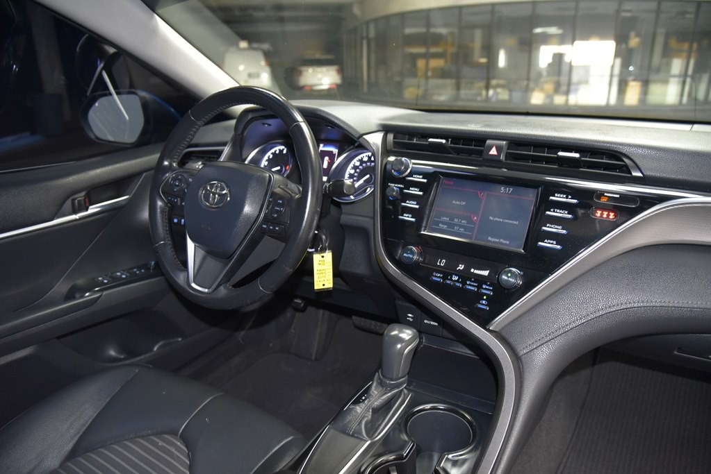 2018 Toyota Camry Image 24