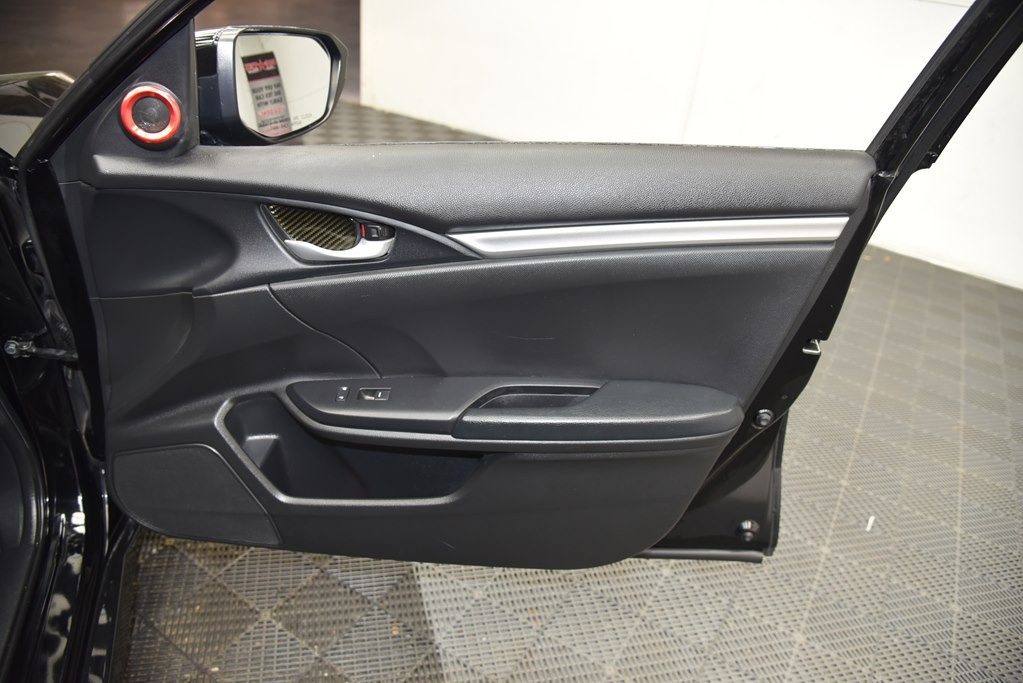 2019 Honda Civic Image 24