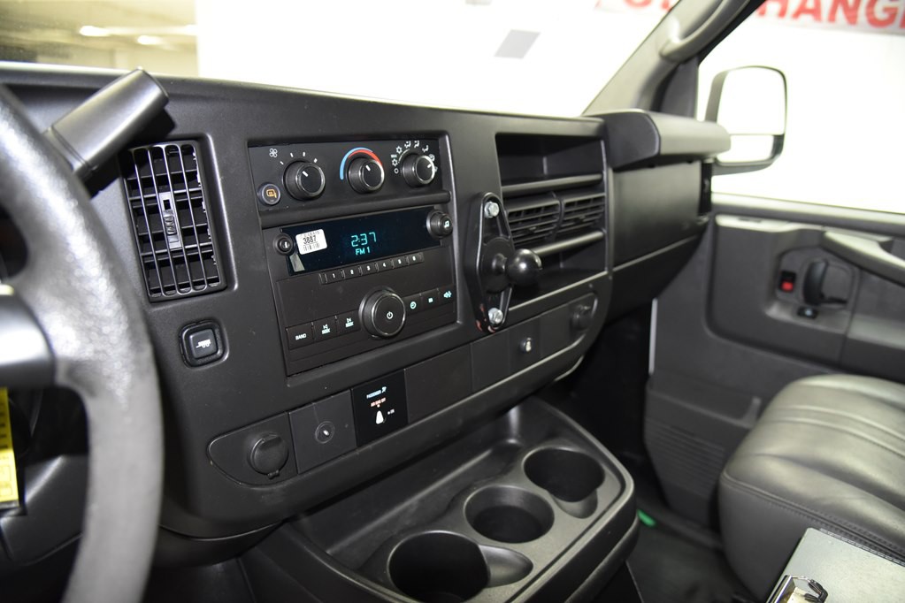 2014 Chevrolet Express Image 15