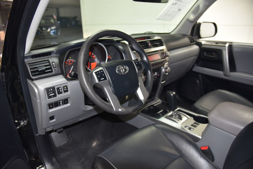 2013 Toyota 4Runner Image 22
