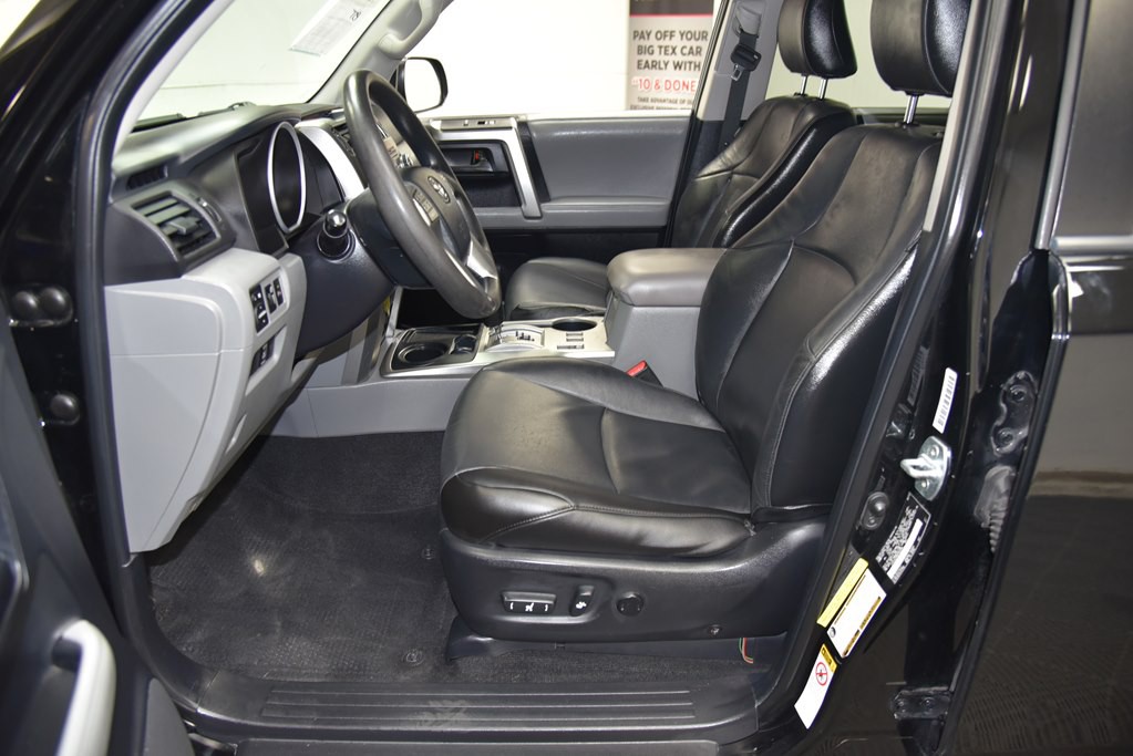 2013 Toyota 4Runner Image 23