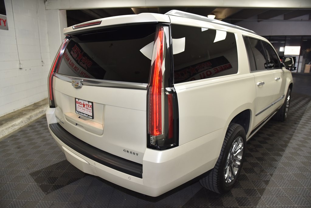 2015 Cadillac Escalade Image 5