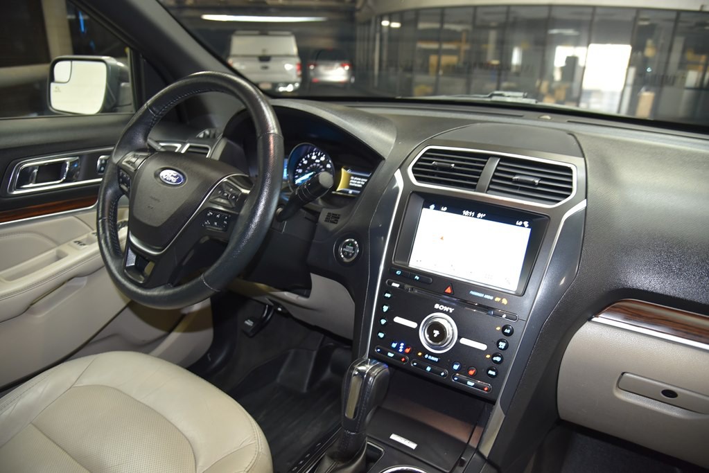 2018 Ford Explorer Image 26