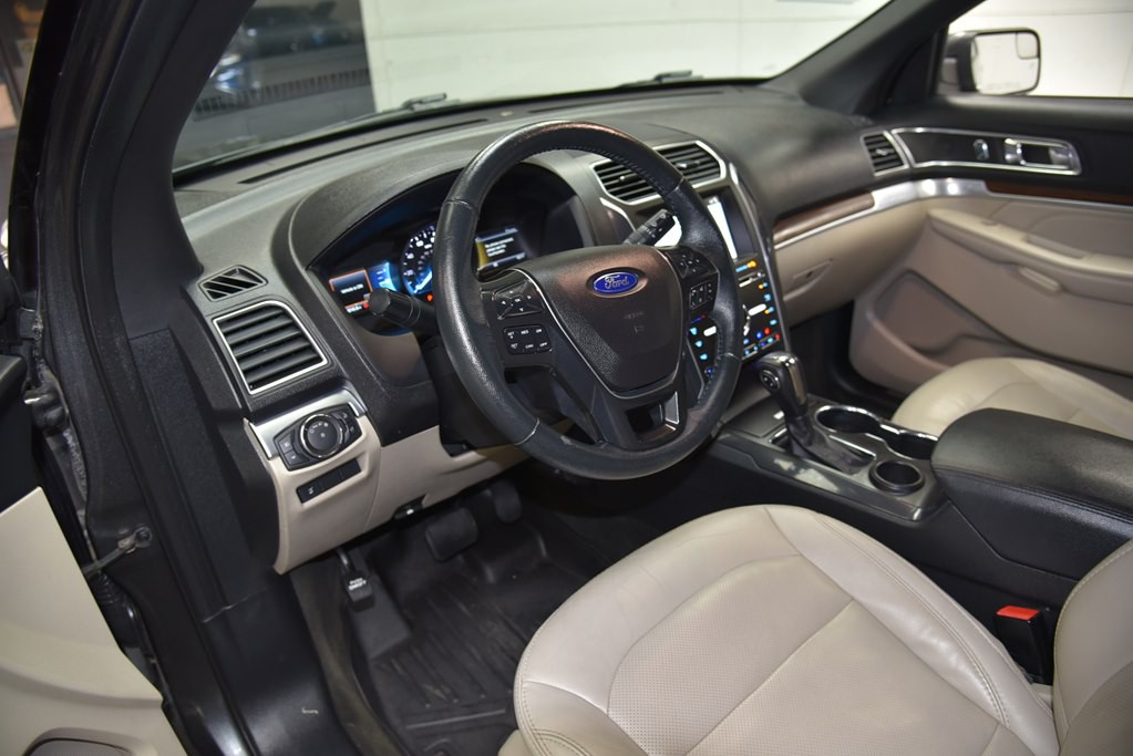 2018 Ford Explorer Image 28