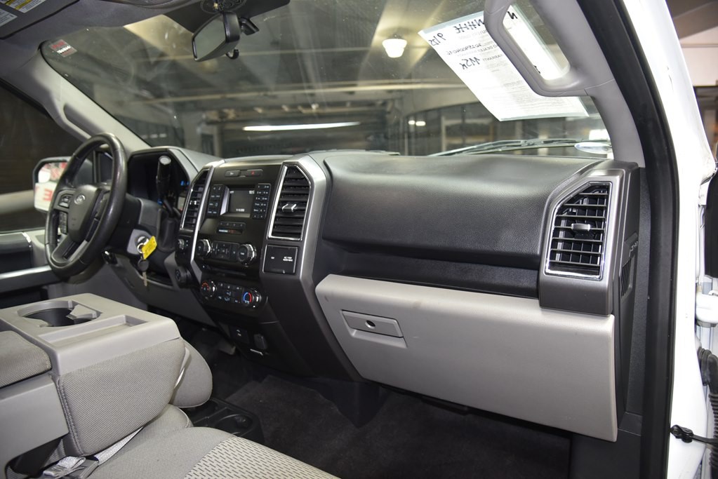 2016 Ford F-150 Image 24